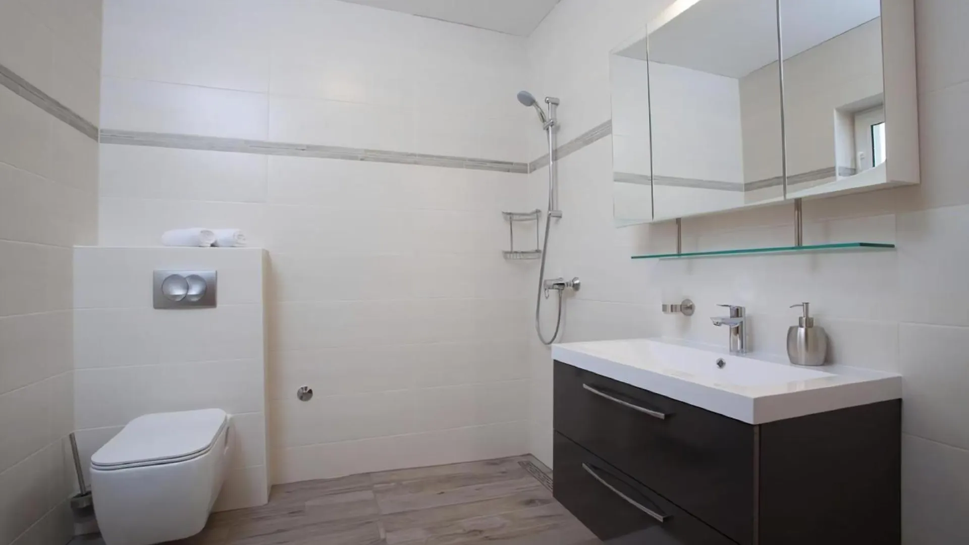Luxus Villa Grey Soul Mit Pool In Medulin